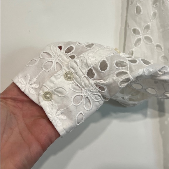 NEW J. Crew Eyelet Lace Button Down Shirt in White Size 2 - Picture 8 of 11